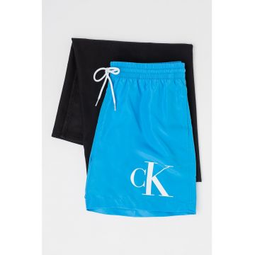 Set de prosop si pantaloni scurti de baie cu imprimeu logo