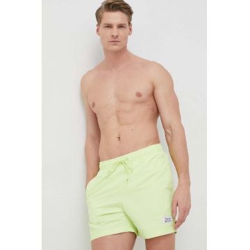 Tommy Jeans pantaloni scurti de baie culoarea verde