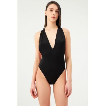 Costum de baie intreg