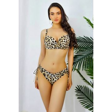 Costum de baie doua piese Sarra, batal, cu sutien reglabil si slip clasic cu snur, Animal print Bej