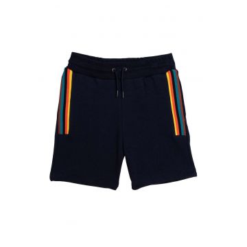 Pantaloni scurti cu accente cu model in dungi
