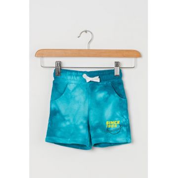 Pantaloni scurti cu model tie-dye si detaliu text