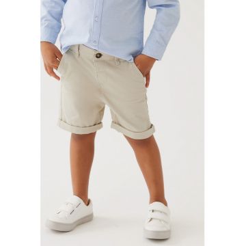 Pantaloni scurti chino cu termiantie pliabila