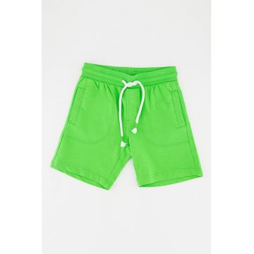 Pantaloni scurti cu snur in talie