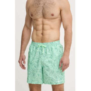 Nike pantaloni scurti de baie Sneakers culoarea verde Nike pantaloni scurti de baie Sneakers culoarea verde