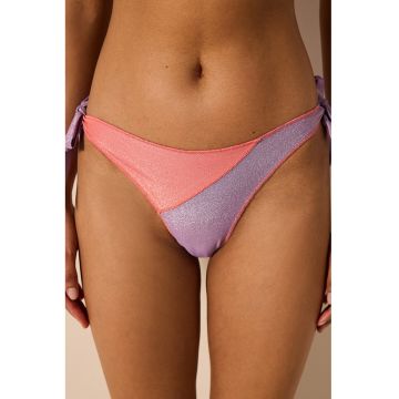 Slip cu snururi laterale de ajustare