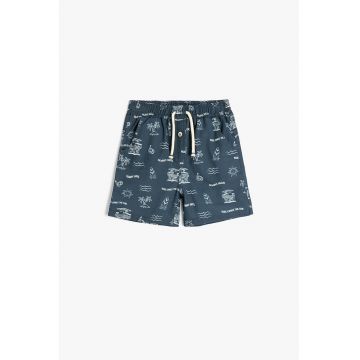 Pantaloni scurti cu imprimeu grafic