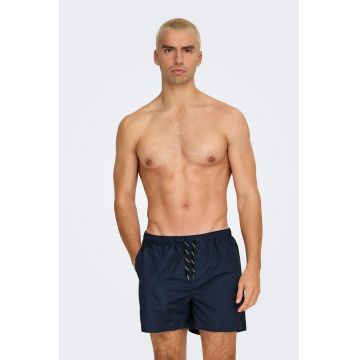 Pantaloni scurti cu model uni pentru inot