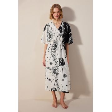 Rochie midi cu model si maneci medii