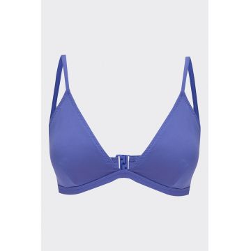 Sutien de baie cu cupe triunghiulare