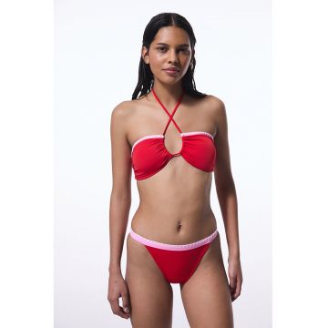 Costum de baie cu model uni