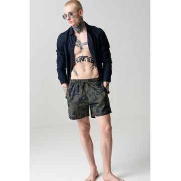 Pantaloni scurti de baie cu aspect in degrade