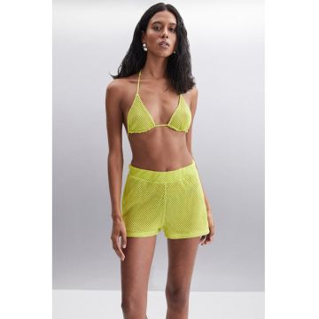 Sutien de baie cu cupe triunghiulare