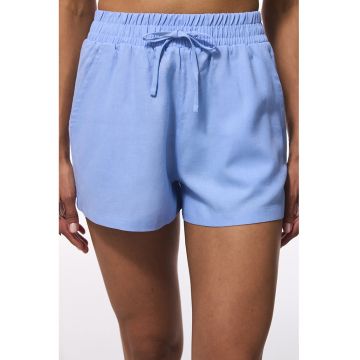 Pantaloni scurti de in - pentru plaja