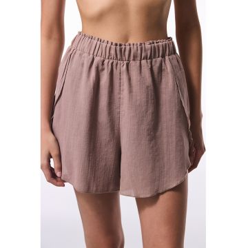 Pantaloni scurti vaporosi cu slituri laterale
