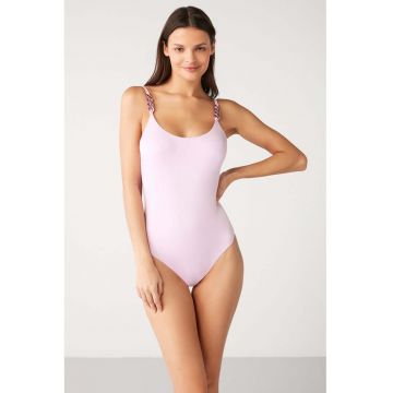 Costum de baie intreg