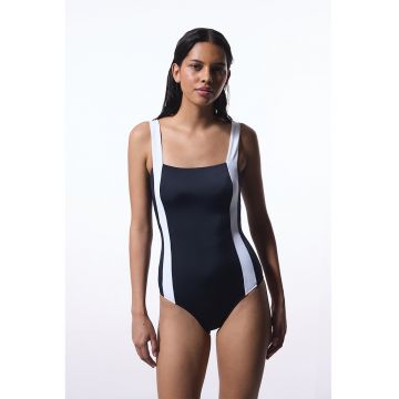 Costum de baie intreg cu garnituri contrastante
