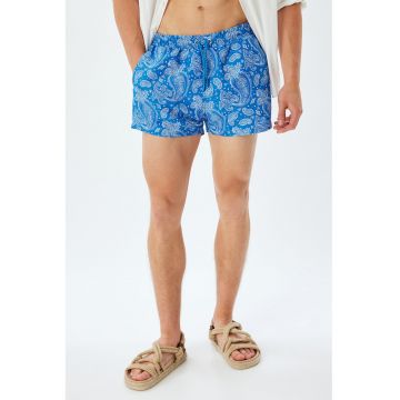 Pantaloni scurti de baie cu imprimeu grafic