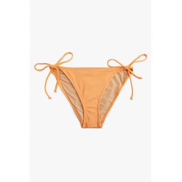 Slip cu snururi laterale