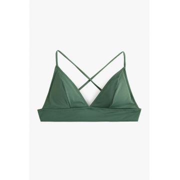Sutien de baie cu cupe triunghiulare
