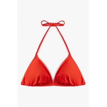 Sutien de baie cu cupe triunghiulare